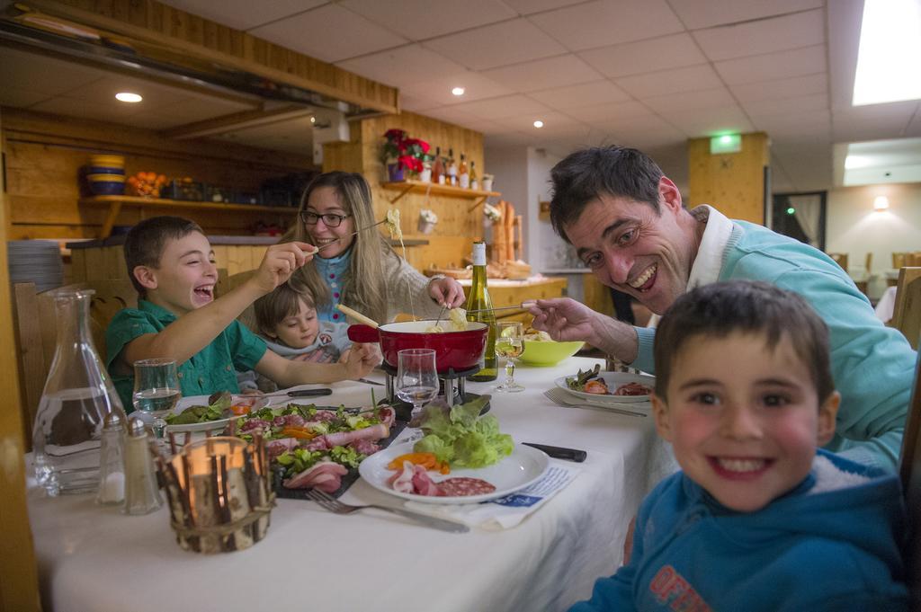 Vtf Les Econtres Hotel Chamonix Buitenkant foto