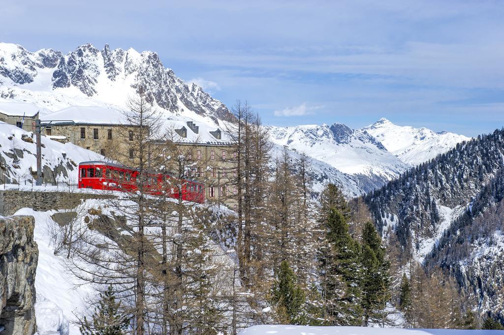 Vtf Les Econtres Hotel Chamonix Buitenkant foto